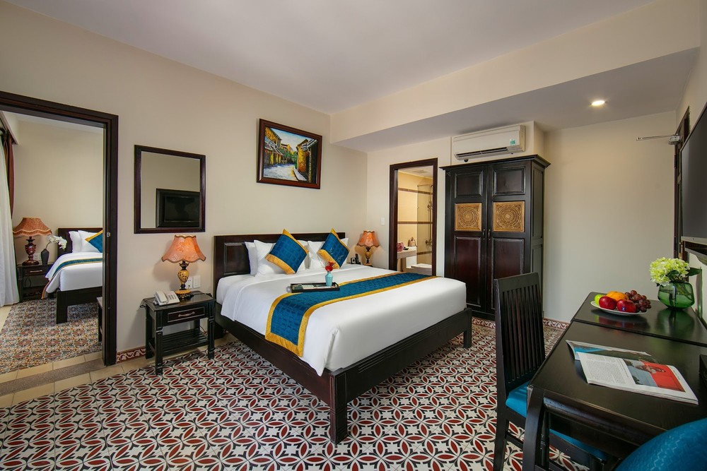 Connecting Suite